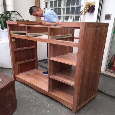 水性漆、木蠟油、UV漆有什么區別？